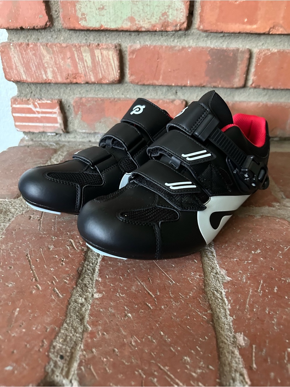 Peloton Indoor Spin Cycling Shoes in Black White Women’s Sz 10 Men’s Sz 8 NWOT